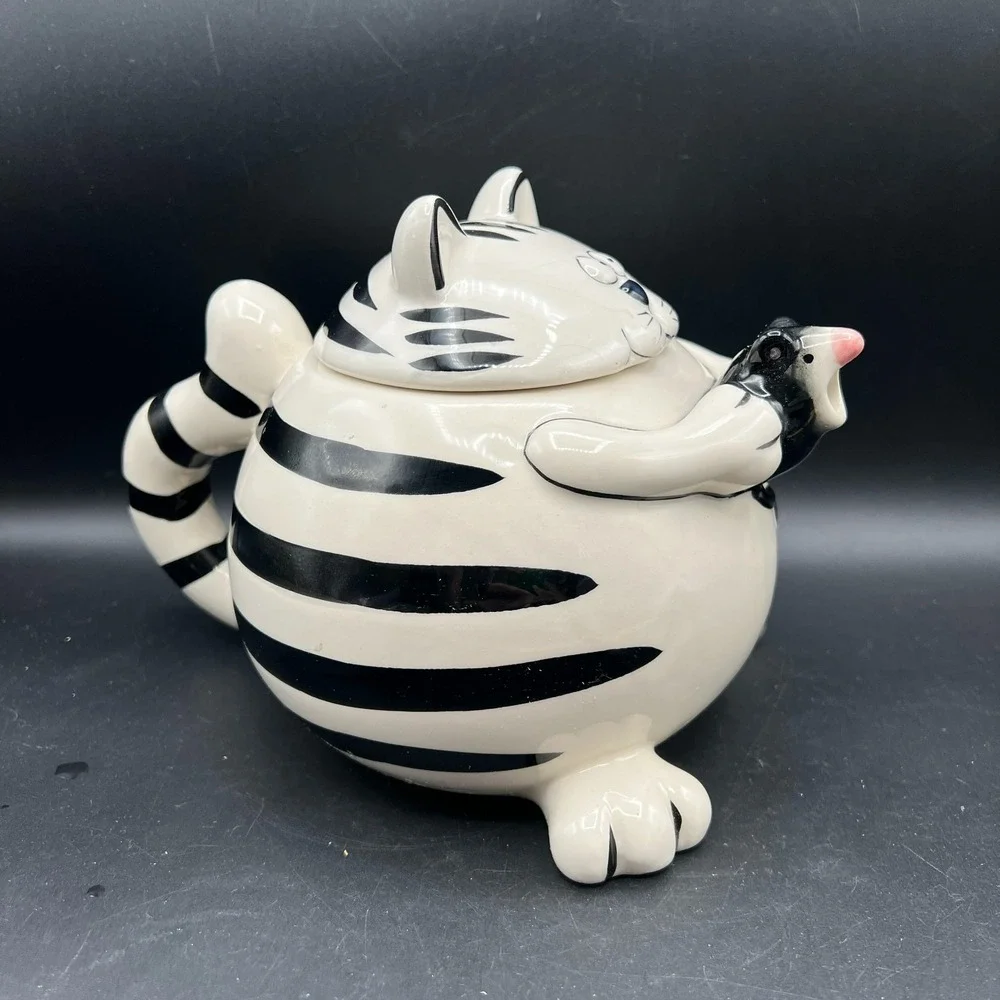 Kitty Cat & Mouse Ceramic Teapot  Pier 1 ~ White with Black Mouse Pink Nose